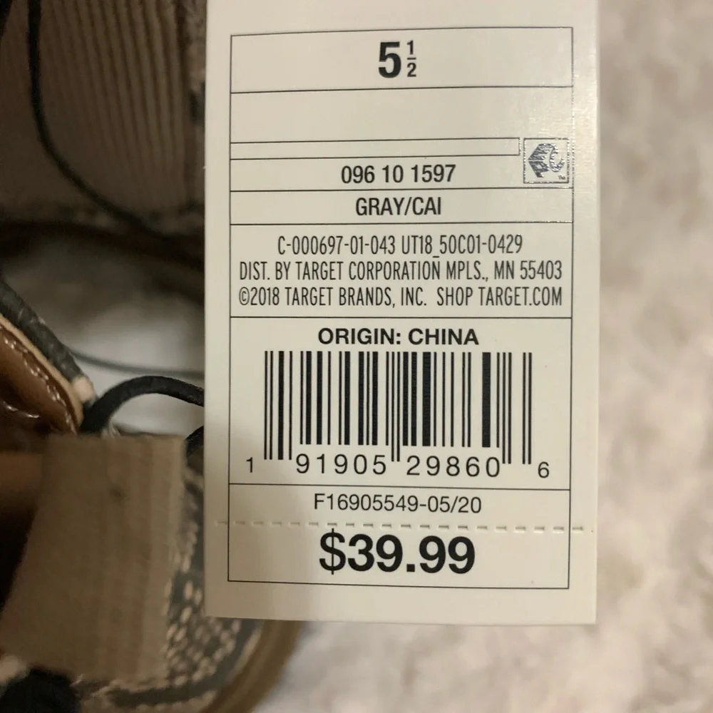 Boots - Picture 4 of 6